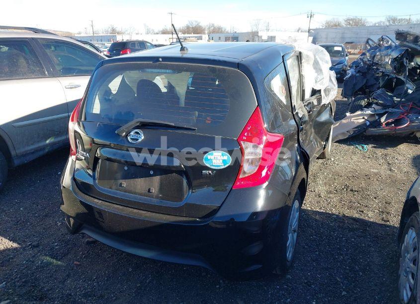 Photo 4 of 2018 Nissan Versa NOTE SV (VIN 3N1CE2CP8JL369439)