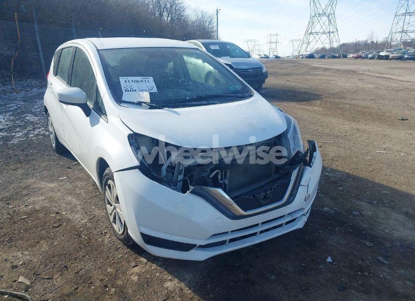Photo 6 of 2019 Nissan Versa NOTE SV (VIN 3N1CE2CP8KL359057)
