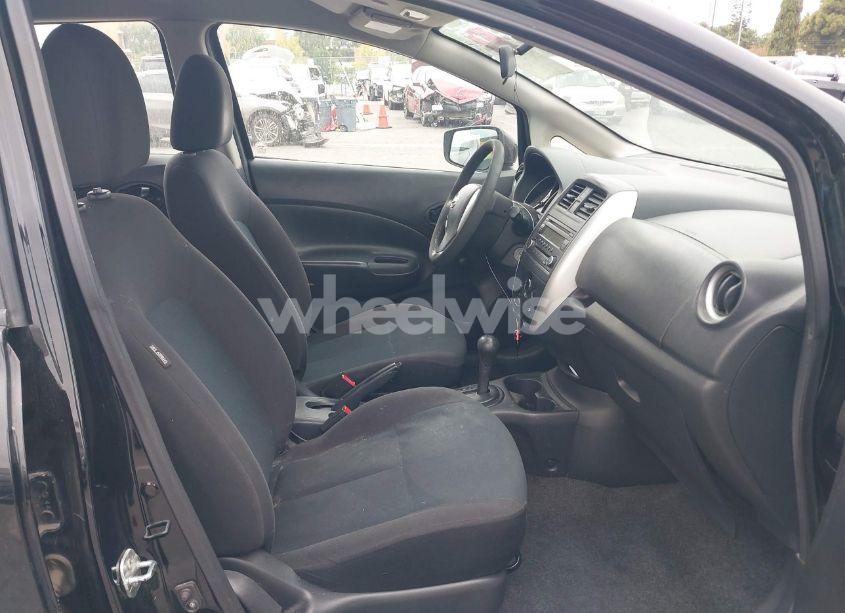 Photo 5 of 2015 Nissan Versa NOTE S PLUS (VIN 3N1CE2CP9FL357159)