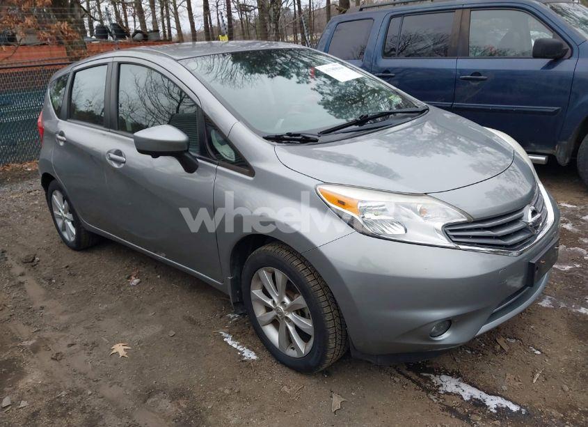 2015 Nissan Versa NOTE SL (VIN 3N1CE2CP9FL362457) main photo