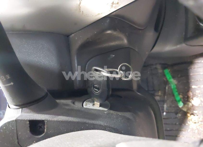 Photo 11 of 2015 Nissan Versa NOTE SV (VIN 3N1CE2CP9FL375354)