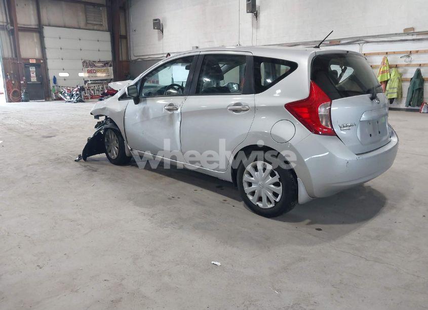 Photo 3 of 2015 Nissan Versa NOTE SV (VIN 3N1CE2CP9FL375354)