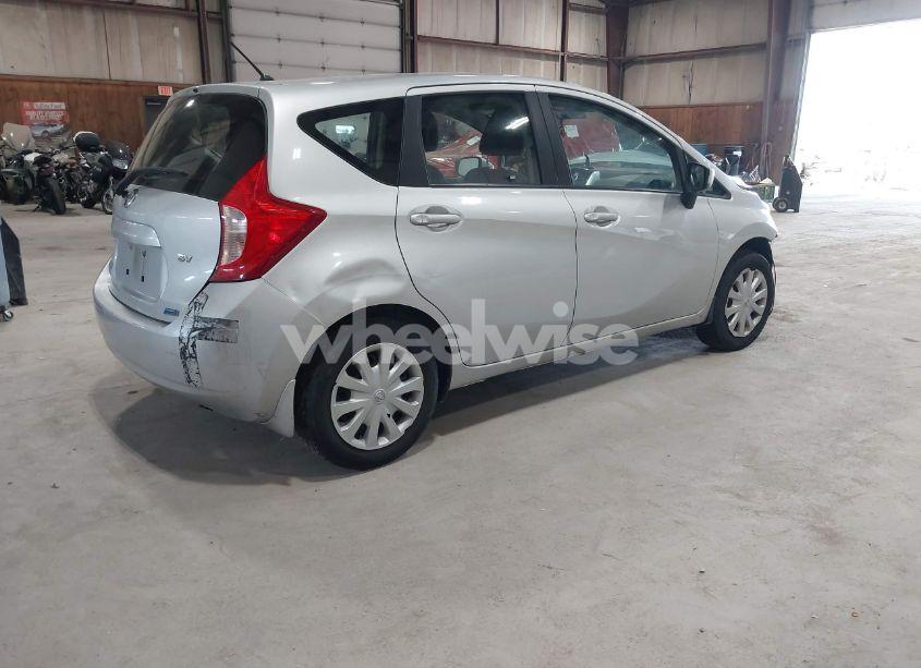 Photo 4 of 2015 Nissan Versa NOTE SV (VIN 3N1CE2CP9FL375354)