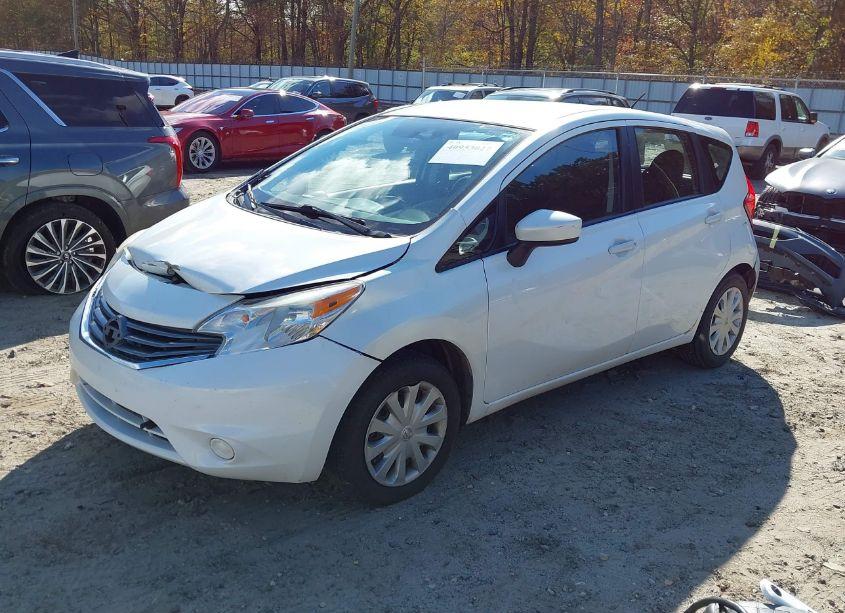 Photo 2 of 2015 Nissan Versa NOTE S (SR)/S PLUS/SL/SR/SV (VIN 3N1CE2CP9FL378674)