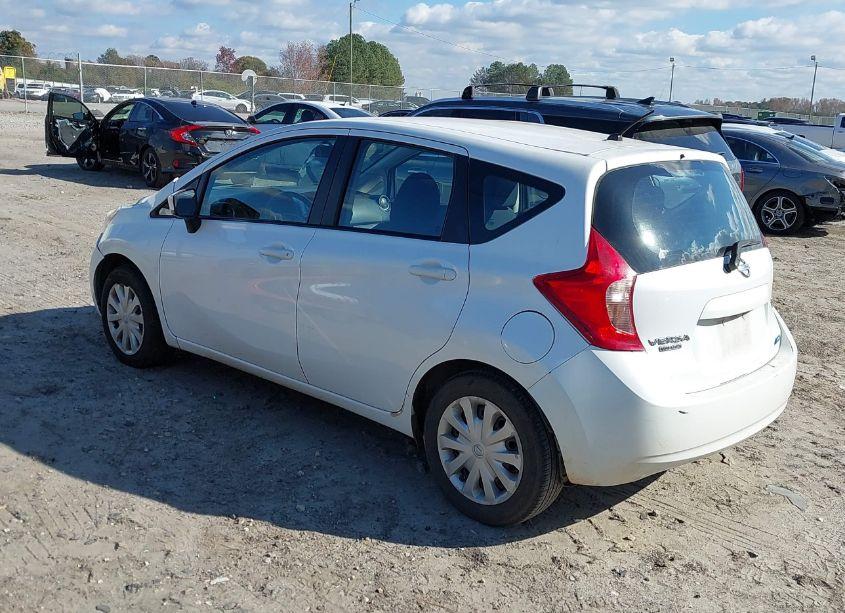 Photo 3 of 2015 Nissan Versa NOTE S (SR)/S PLUS/SL/SR/SV (VIN 3N1CE2CP9FL378674)