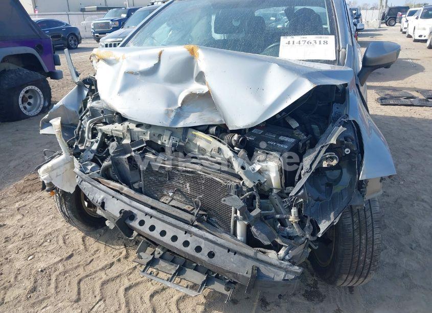 Photo 6 of 2015 Nissan Versa NOTE SL (VIN 3N1CE2CP9FL396432)