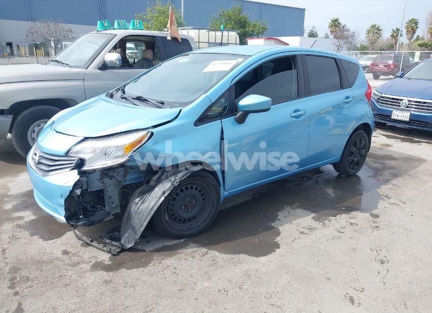 Photo 2 of 2015 Nissan Versa NOTE SV (VIN 3N1CE2CP9FL396527)