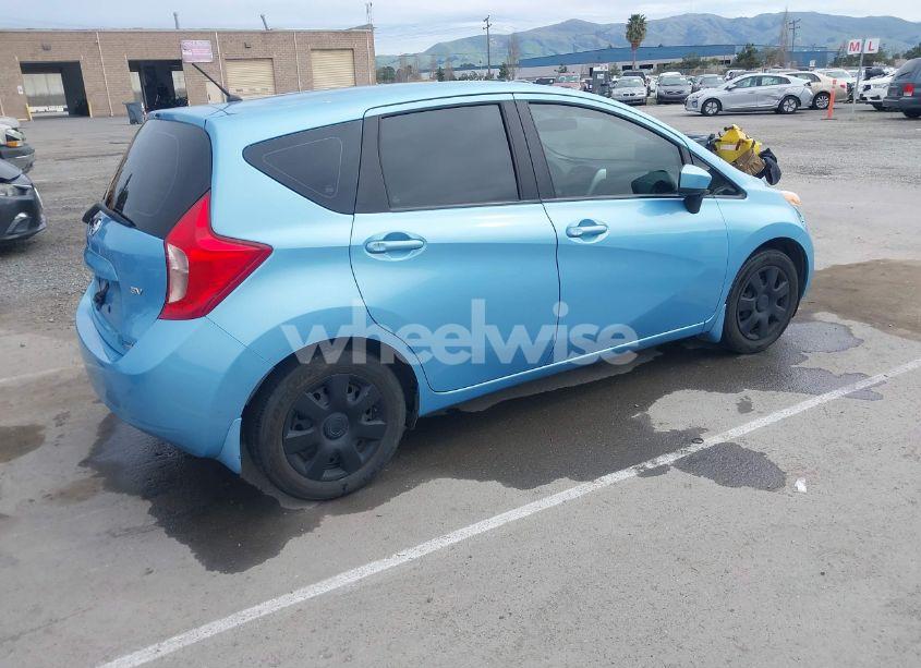 Photo 4 of 2015 Nissan Versa NOTE SV (VIN 3N1CE2CP9FL396527)