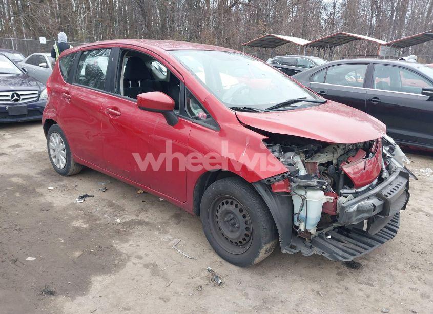 2015 Nissan Versa NOTE (VIN 3N1CE2CP9FL396723) main photo