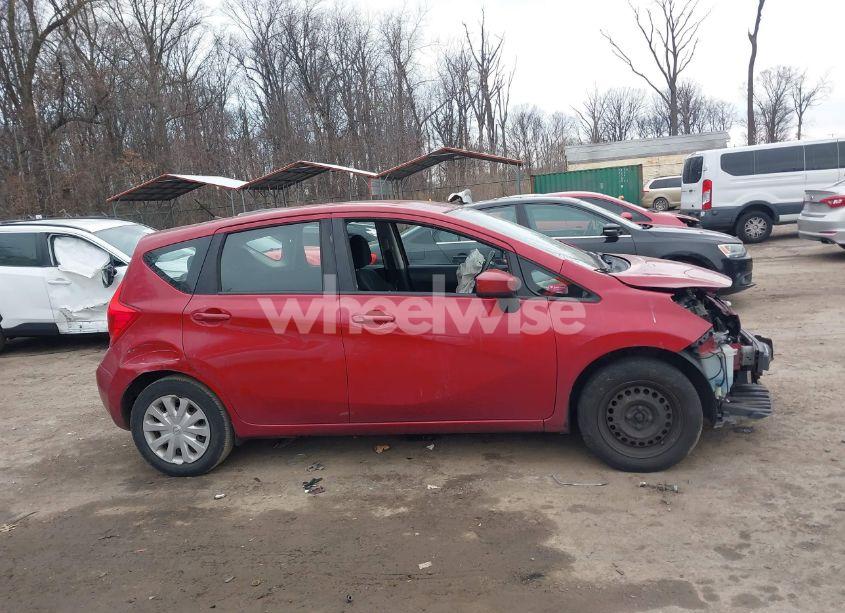 Photo 13 of 2015 Nissan Versa NOTE (VIN 3N1CE2CP9FL396723)