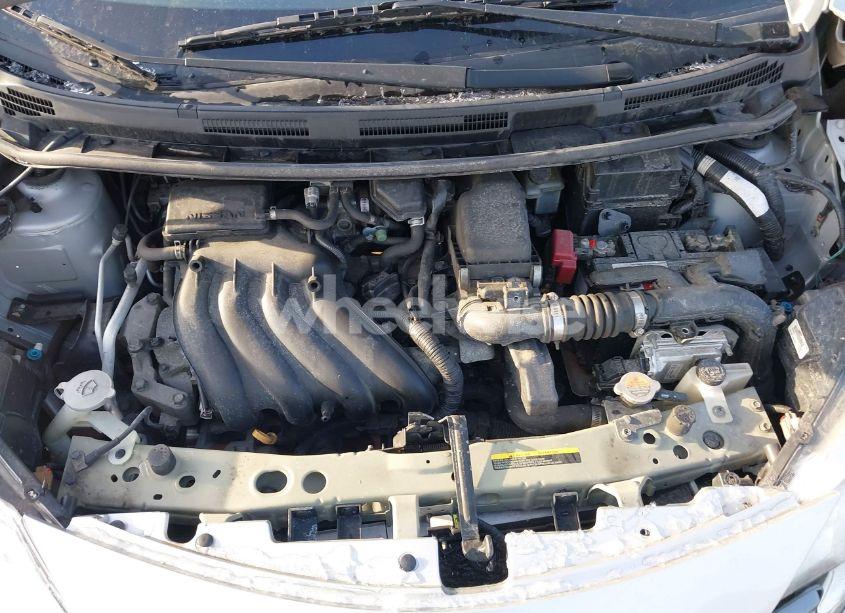 Photo 10 of 2015 Nissan Versa NOTE S (SR)/S PLUS/SL/SR/SV (VIN 3N1CE2CP9FL402505)