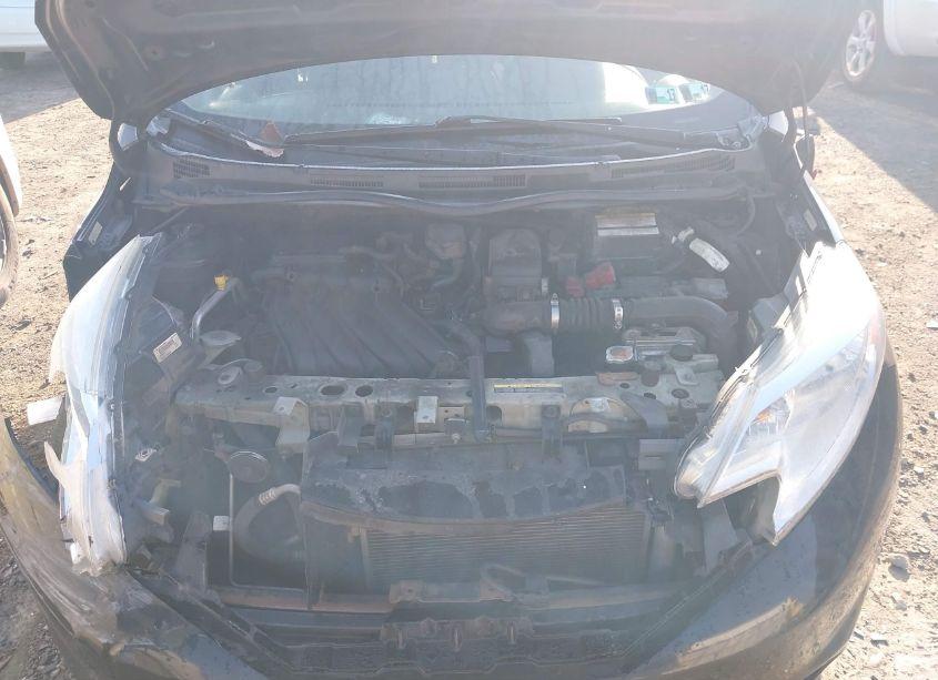 Photo 10 of 2015 Nissan Versa NOTE S (SR)/S PLUS/SL/SR/SV (VIN 3N1CE2CP9FL405792)