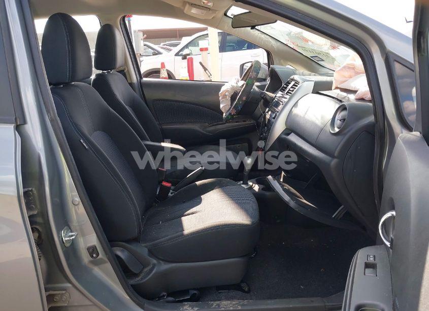 Photo 5 of 2015 Nissan Versa NOTE S (SR)/S PLUS/SL/SR/SV (VIN 3N1CE2CP9FL421765)