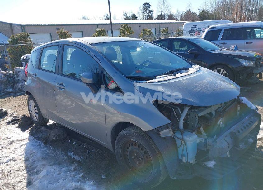 2015 Nissan Versa NOTE S (SR)/S PLUS/SL/SR/SV (VIN 3N1CE2CP9FL422494) main photo