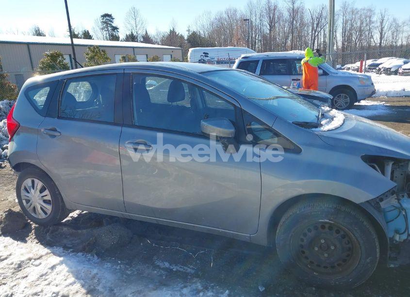 Photo 14 of 2015 Nissan Versa NOTE S (SR)/S PLUS/SL/SR/SV (VIN 3N1CE2CP9FL422494)