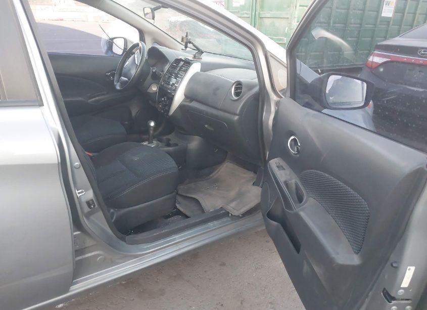 Photo 5 of 2015 Nissan Versa NOTE SV (VIN 3N1CE2CP9FL435715)