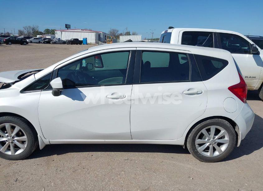 Photo 14 of 2015 Nissan Versa NOTE SL (VIN 3N1CE2CP9FL443815)