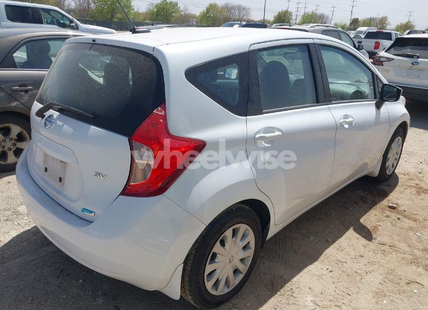 Photo 4 of 2016 Nissan Versa NOTE SV (VIN 3N1CE2CP9GL367577)