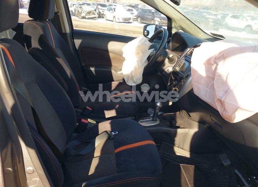 Photo 5 of 2016 Nissan Versa NOTE S (SR)/S PLUS/SL/SR/SV (VIN 3N1CE2CP9GL376733)