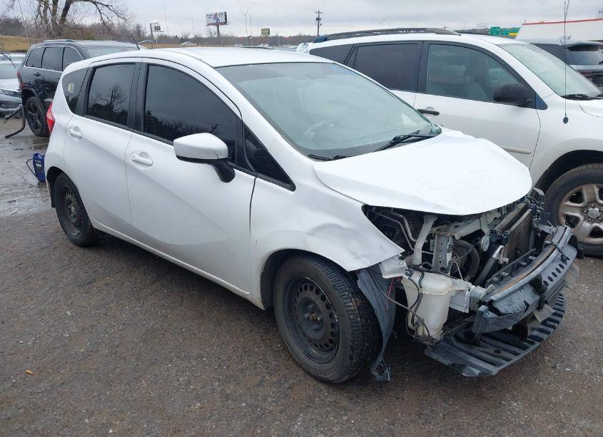 2017 Nissan Versa NOTE SV (VIN 3N1CE2CP9HL362185) main photo