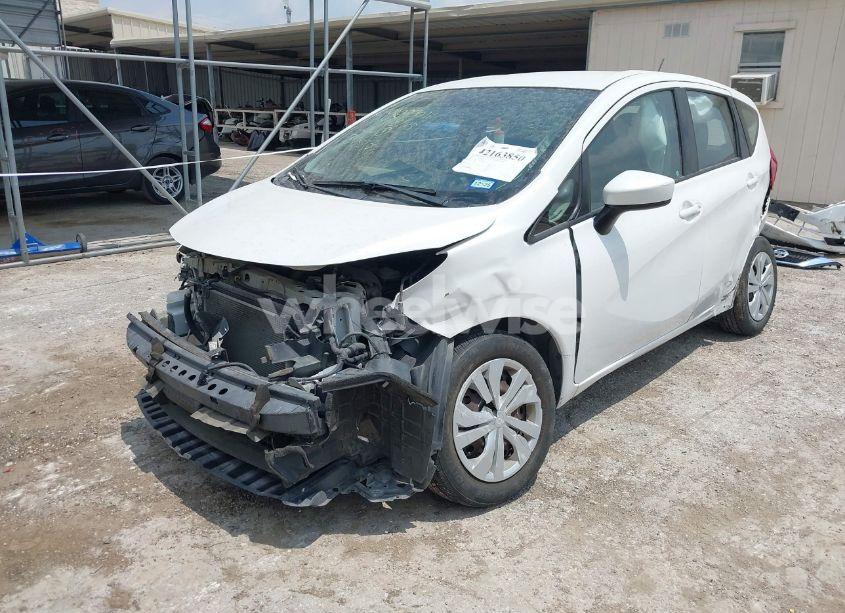 Photo 2 of 2017 Nissan Versa NOTE SV (VIN 3N1CE2CP9HL375681)