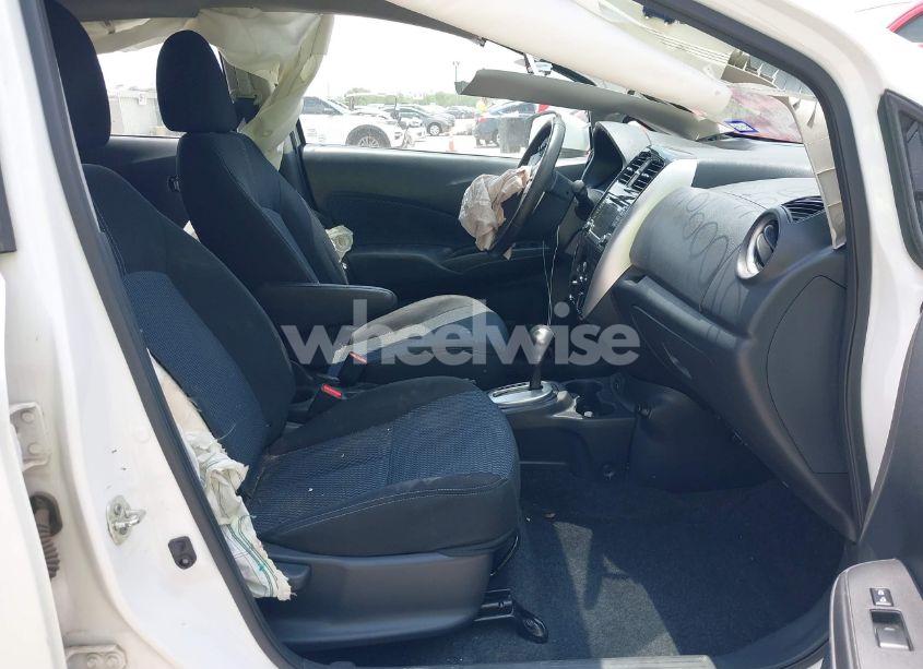 Photo 5 of 2017 Nissan Versa NOTE SV (VIN 3N1CE2CP9HL375681)