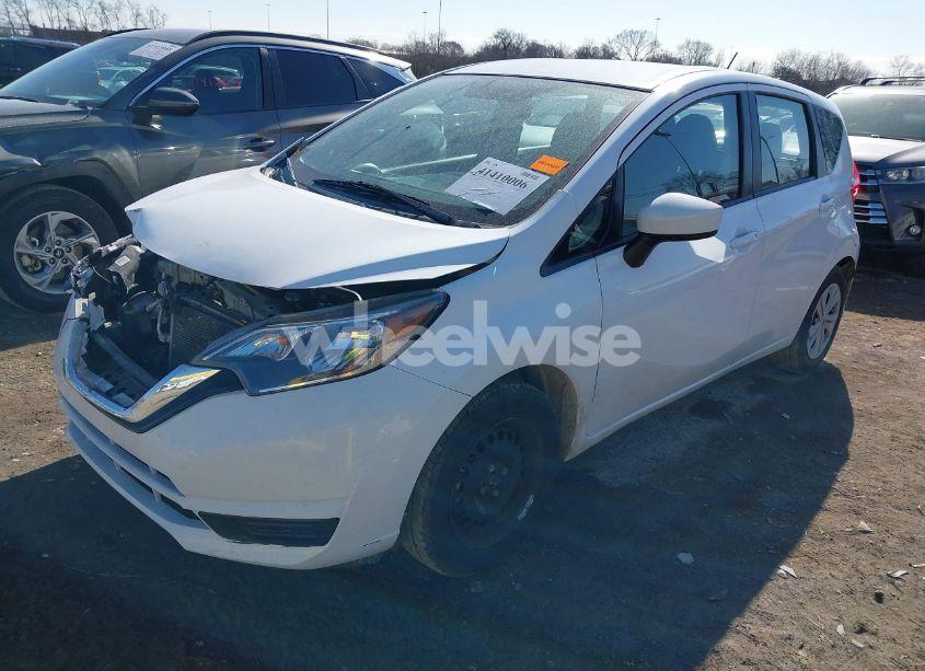 Photo 2 of 2019 Nissan Versa NOTE S (VIN 3N1CE2CP9KL359651)