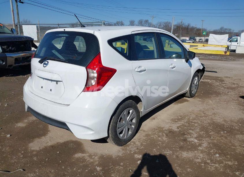 Photo 4 of 2019 Nissan Versa NOTE S (VIN 3N1CE2CP9KL359651)