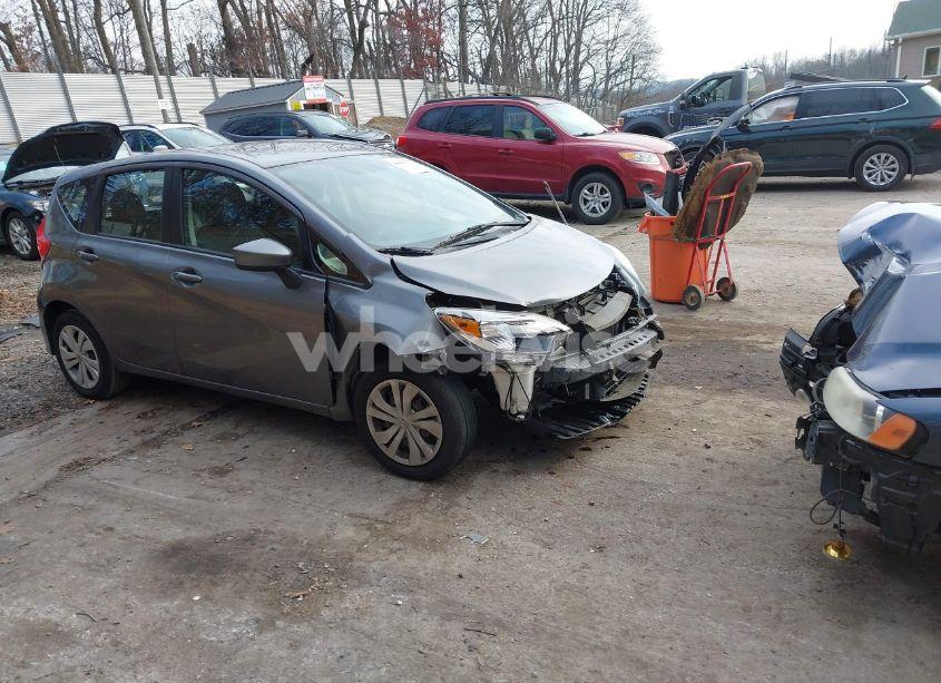 2019 Nissan Versa NOTE SV (VIN 3N1CE2CP9KL361108) main photo