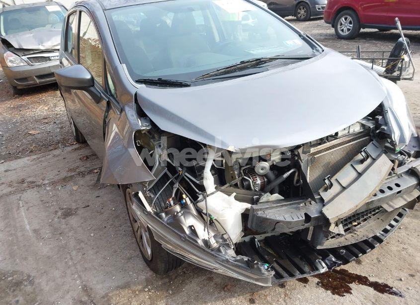 Photo 6 of 2019 Nissan Versa NOTE SV (VIN 3N1CE2CP9KL361108)