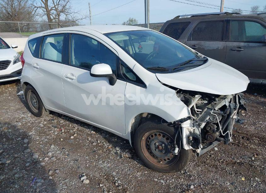2014 Nissan Versa NOTE (VIN 3N1CE2CPXEL395899) main photo