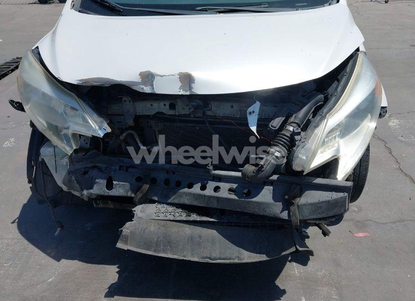 Photo 6 of 2014 Nissan Versa NOTE SV (VIN 3N1CE2CPXEL396874)