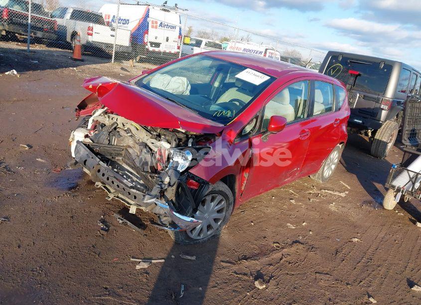 Photo 2 of 2015 Nissan Versa NOTE S (SR)/S PLUS/SL/SR/SV (VIN 3N1CE2CPXFL355890)