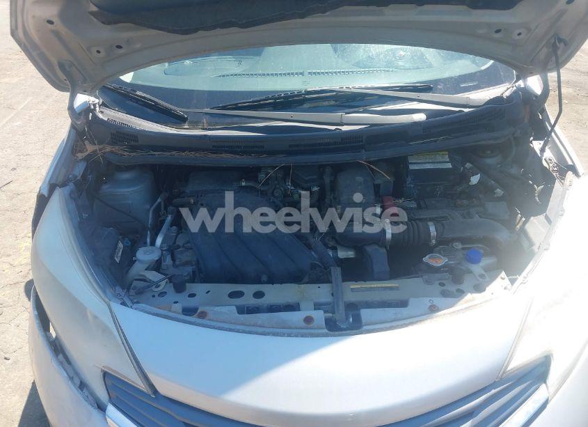 Photo 10 of 2015 Nissan Versa NOTE SR (VIN 3N1CE2CPXFL357543)