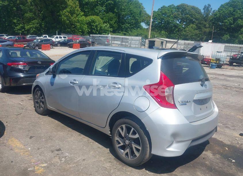 Photo 3 of 2015 Nissan Versa NOTE SR (VIN 3N1CE2CPXFL357543)