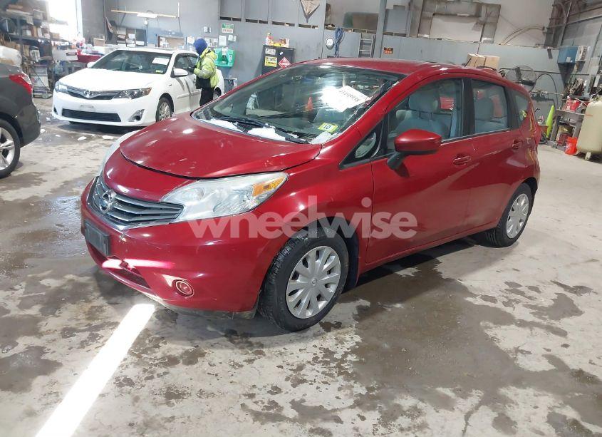 Photo 2 of 2015 Nissan Versa NOTE S (SR)/S PLUS/SL/SR/SV (VIN 3N1CE2CPXFL363035)