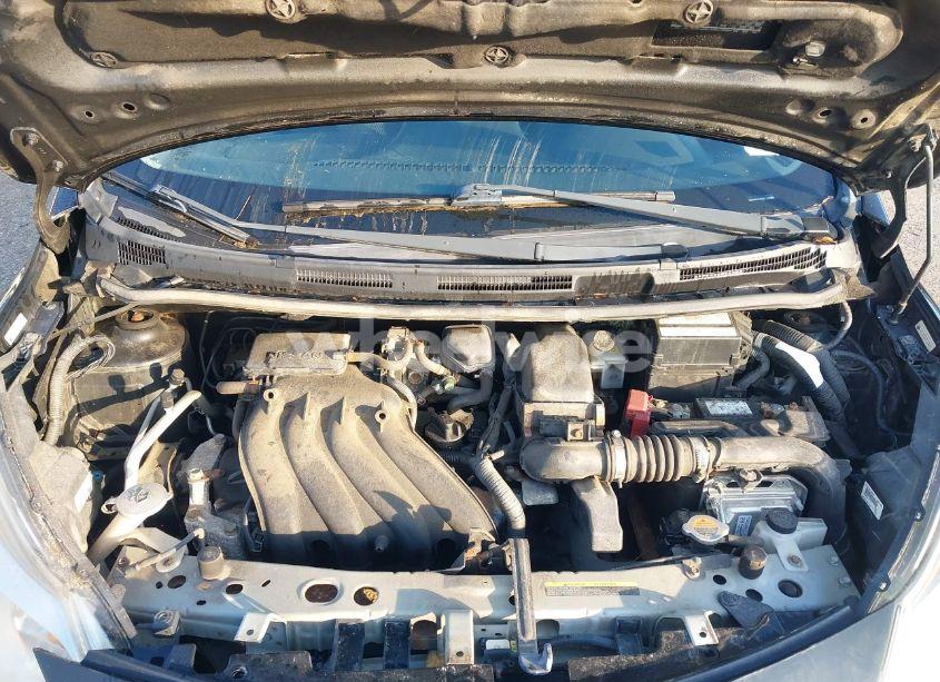 Photo 10 of 2015 Nissan Versa NOTE SV (VIN 3N1CE2CPXFL372818)