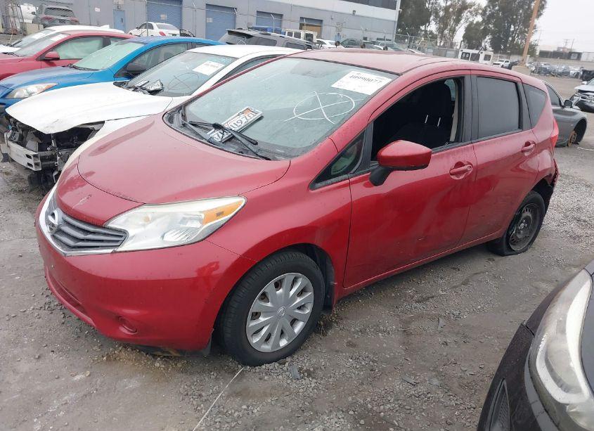 Photo 2 of 2015 Nissan Versa NOTE SV (VIN 3N1CE2CPXFL378277)