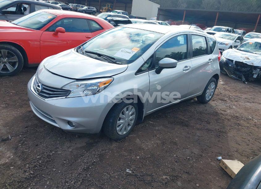 Photo 2 of 2015 Nissan Versa NOTE SV (VIN 3N1CE2CPXFL378943)