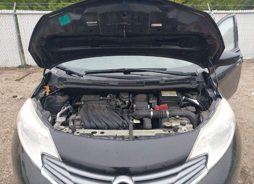 Photo 10 of 2015 Nissan Versa NOTE S (SR)/S PLUS/SL/SR/SV (VIN 3N1CE2CPXFL384192)