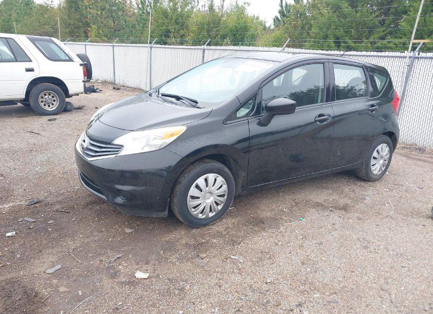 Photo 2 of 2015 Nissan Versa NOTE S (SR)/S PLUS/SL/SR/SV (VIN 3N1CE2CPXFL384192)