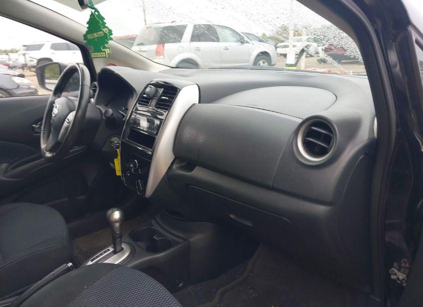 Photo 5 of 2015 Nissan Versa NOTE S (SR)/S PLUS/SL/SR/SV (VIN 3N1CE2CPXFL384192)