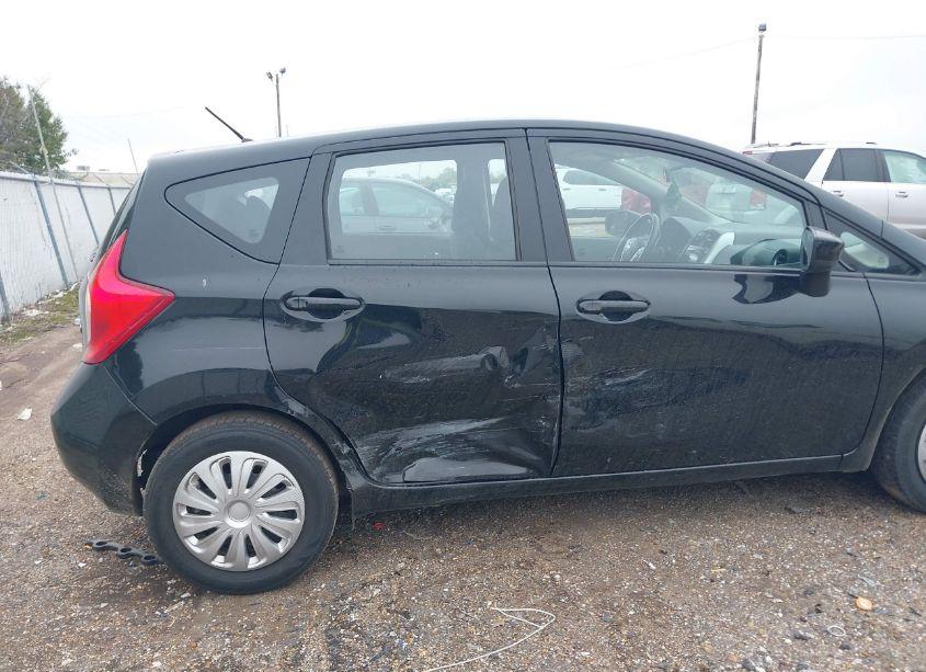 Photo 6 of 2015 Nissan Versa NOTE S (SR)/S PLUS/SL/SR/SV (VIN 3N1CE2CPXFL384192)