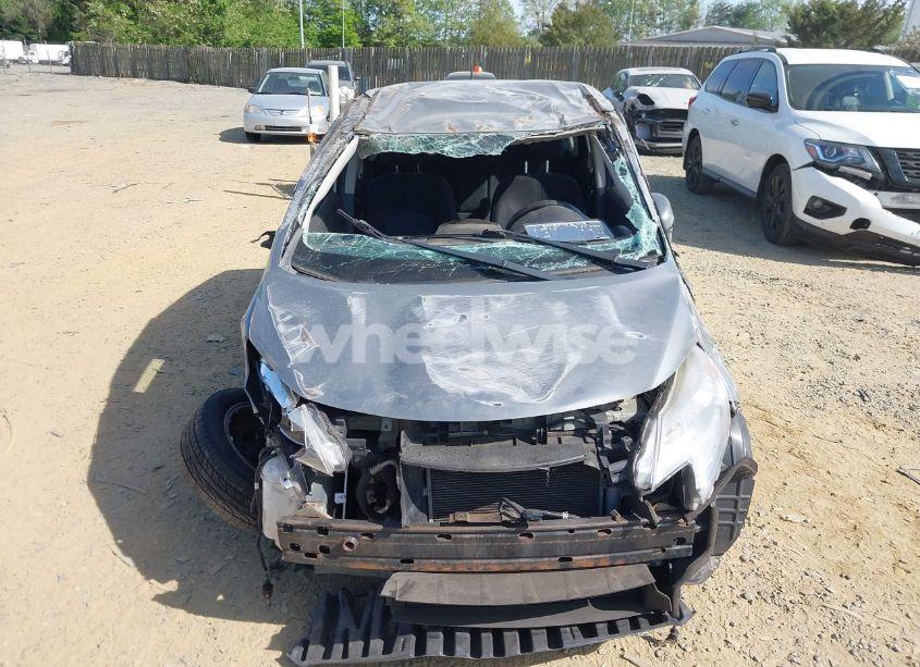 Photo 6 of 2015 Nissan Versa NOTE SL (VIN 3N1CE2CPXFL390347)