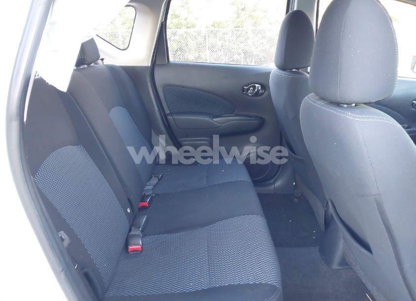 Photo 8 of 2015 Nissan Versa NOTE S (SR)/S PLUS/SL/SR/SV (VIN 3N1CE2CPXFL400231)
