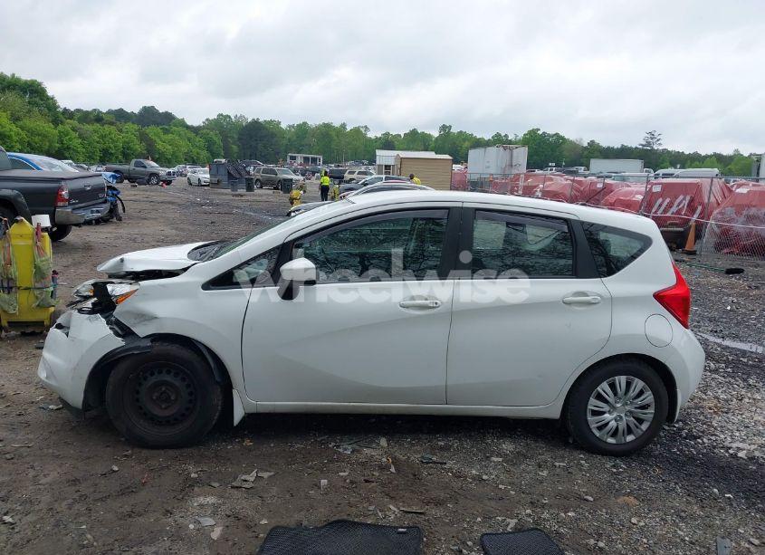 Photo 15 of 2015 Nissan Versa NOTE S (SR)/S PLUS/SL/SR/SV (VIN 3N1CE2CPXFL410290)