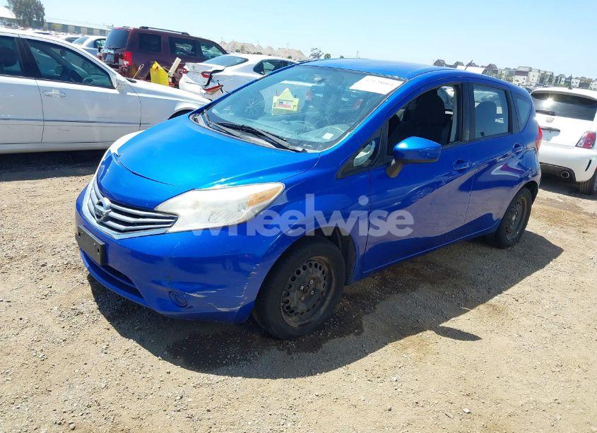 Photo 2 of 2015 Nissan Versa NOTE S (SR)/S PLUS/SL/SR/SV (VIN 3N1CE2CPXFL418017)