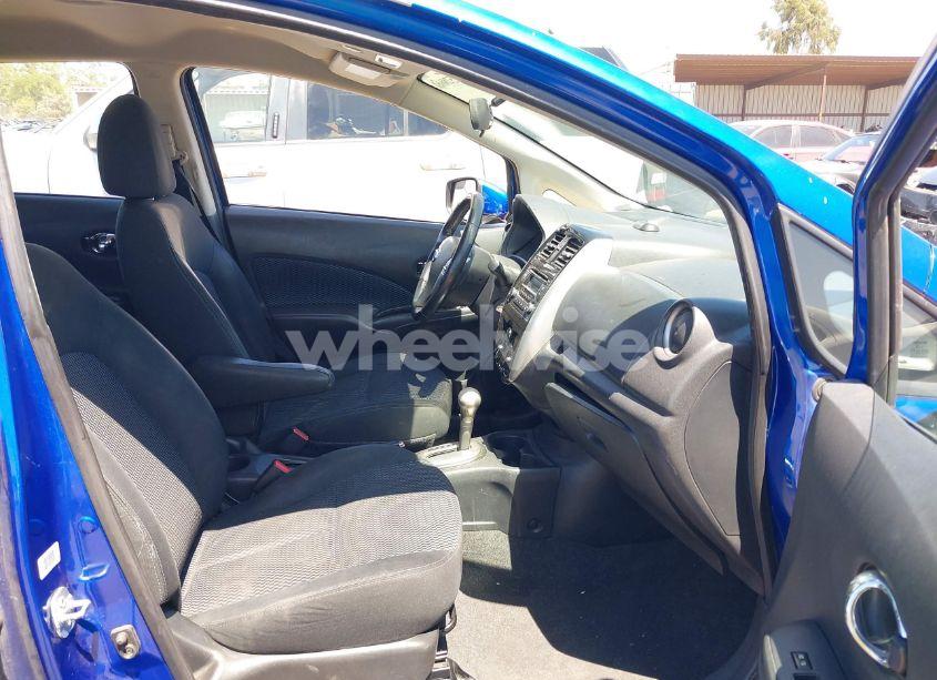 Photo 5 of 2015 Nissan Versa NOTE S (SR)/S PLUS/SL/SR/SV (VIN 3N1CE2CPXFL418017)