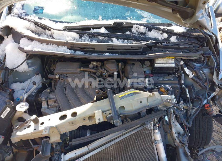 Photo 10 of 2015 Nissan Versa NOTE SV (VIN 3N1CE2CPXFL426764)