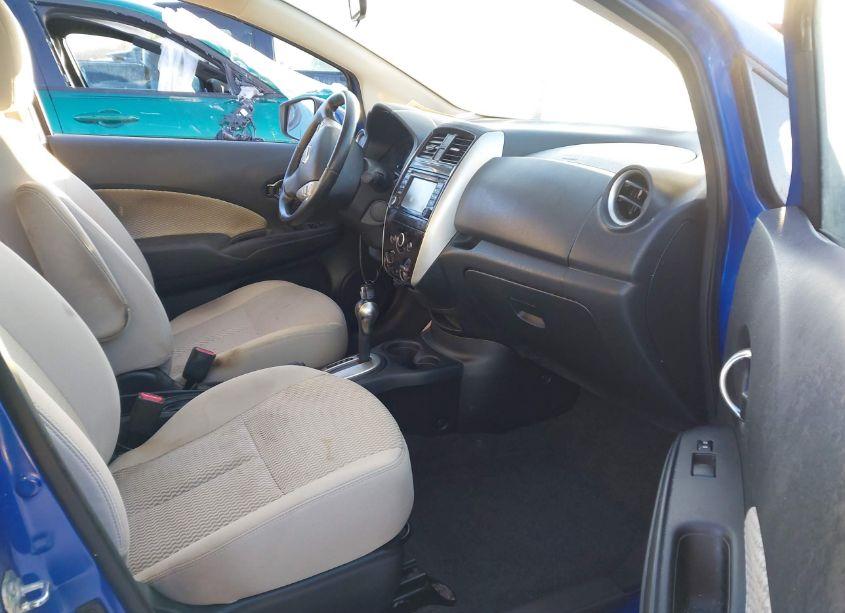 Photo 5 of 2015 Nissan Versa NOTE (VIN 3N1CE2CPXFL448117)